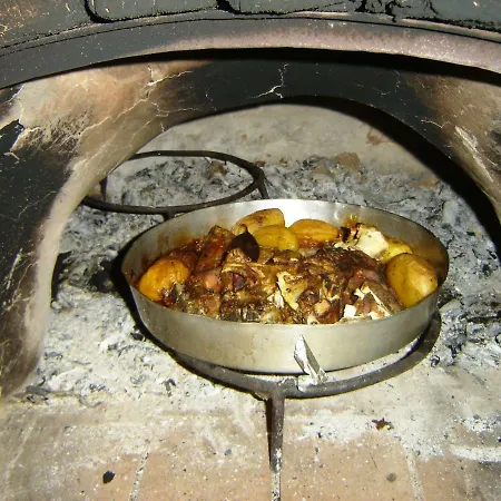 Manolia * Orfánion