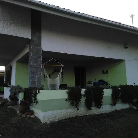 Villa Manolia *
